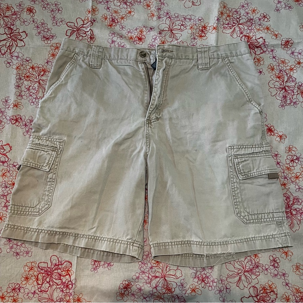 GUC Croft and Barrow Cargo Shorts W36